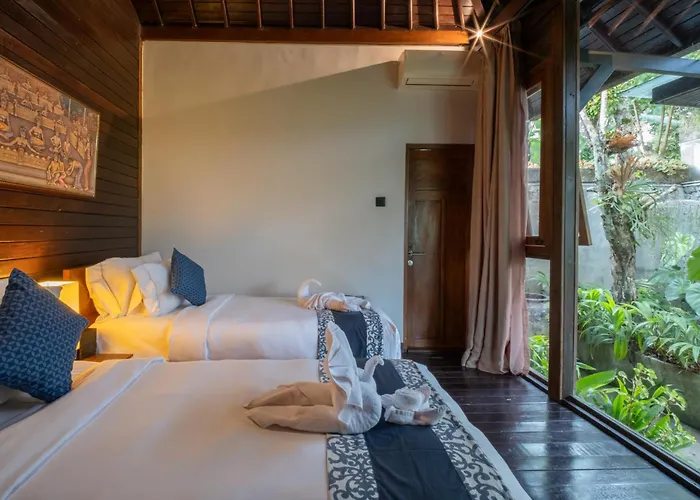 Harvest Palace Villa Munduk